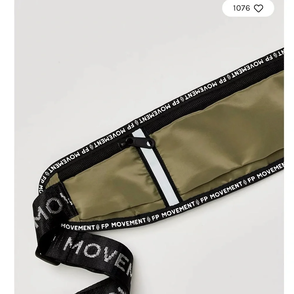 Free People NEW 3 Pocket Runner Belt Bag Olive & Black Waist Pack